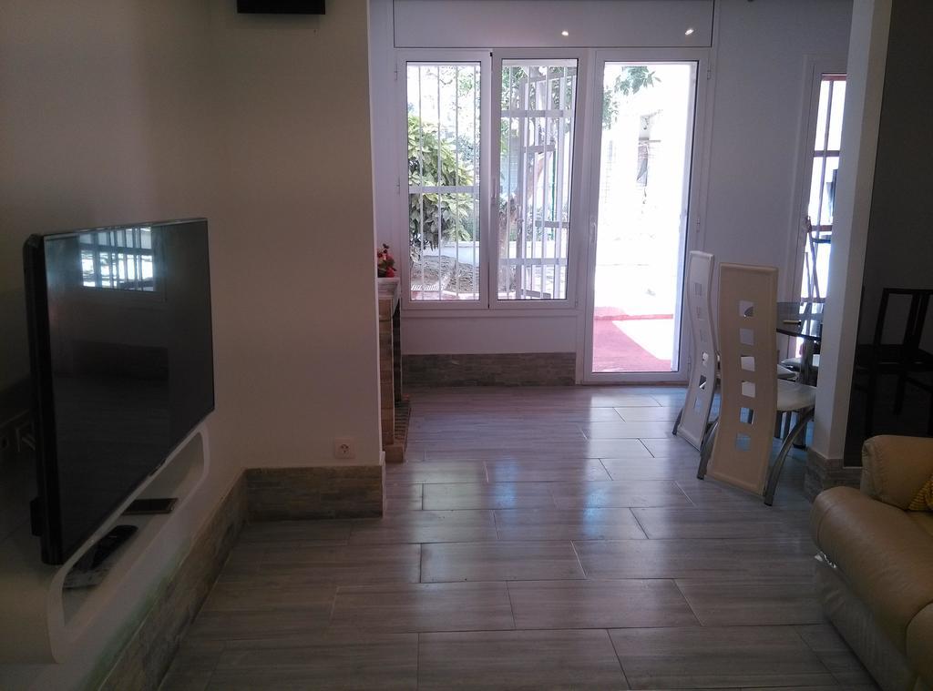 Apartamentos Bcntourism ピネダ・デ・マール エクステリア 写真