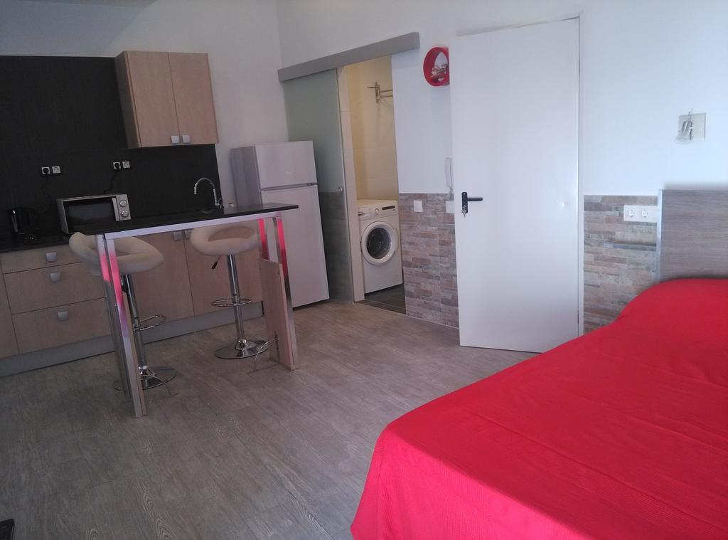 Apartamentos Bcntourism ピネダ・デ・マール エクステリア 写真