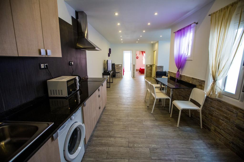 Apartamentos Bcntourism ピネダ・デ・マール エクステリア 写真